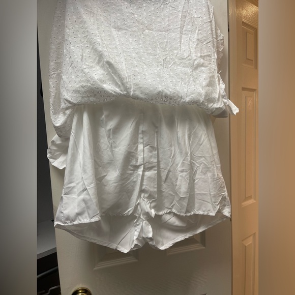 Quaintbrim White California Romper XL - Picture 5 of 6